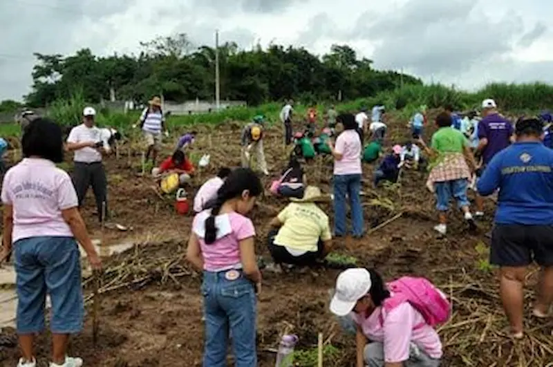 pagmamahal sa kalikasan at kapayakan ng buhay